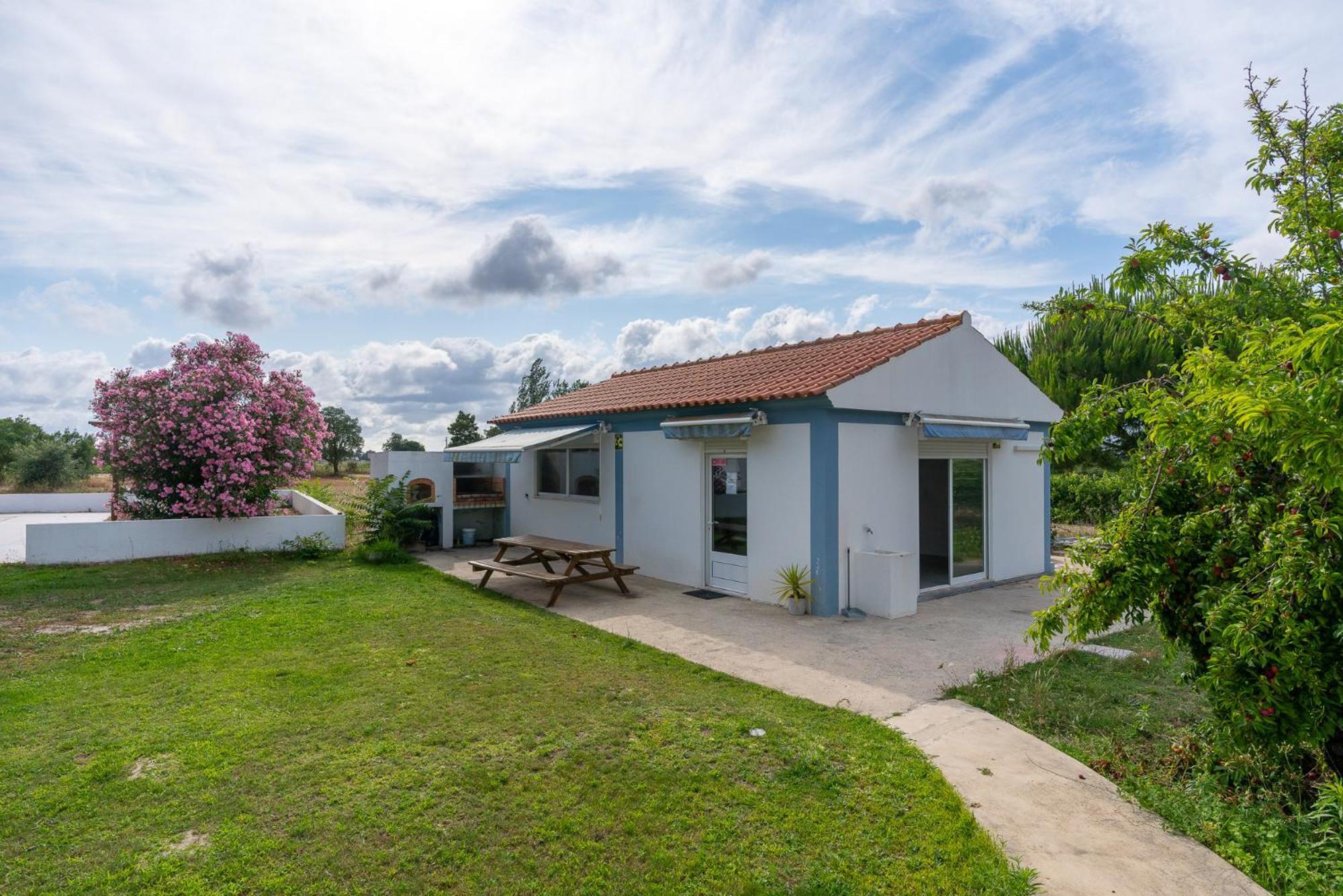 Na Quinta- Alojamento Rural Com Piscina De Agua Salgada Poceirao Luaran gambar