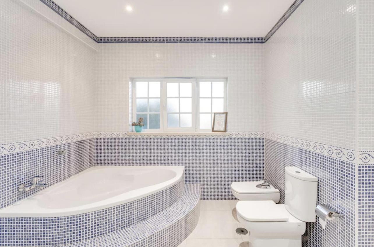 Na Quinta- Alojamento Rural Com Piscina De Agua Salgada Poceirao Luaran gambar
